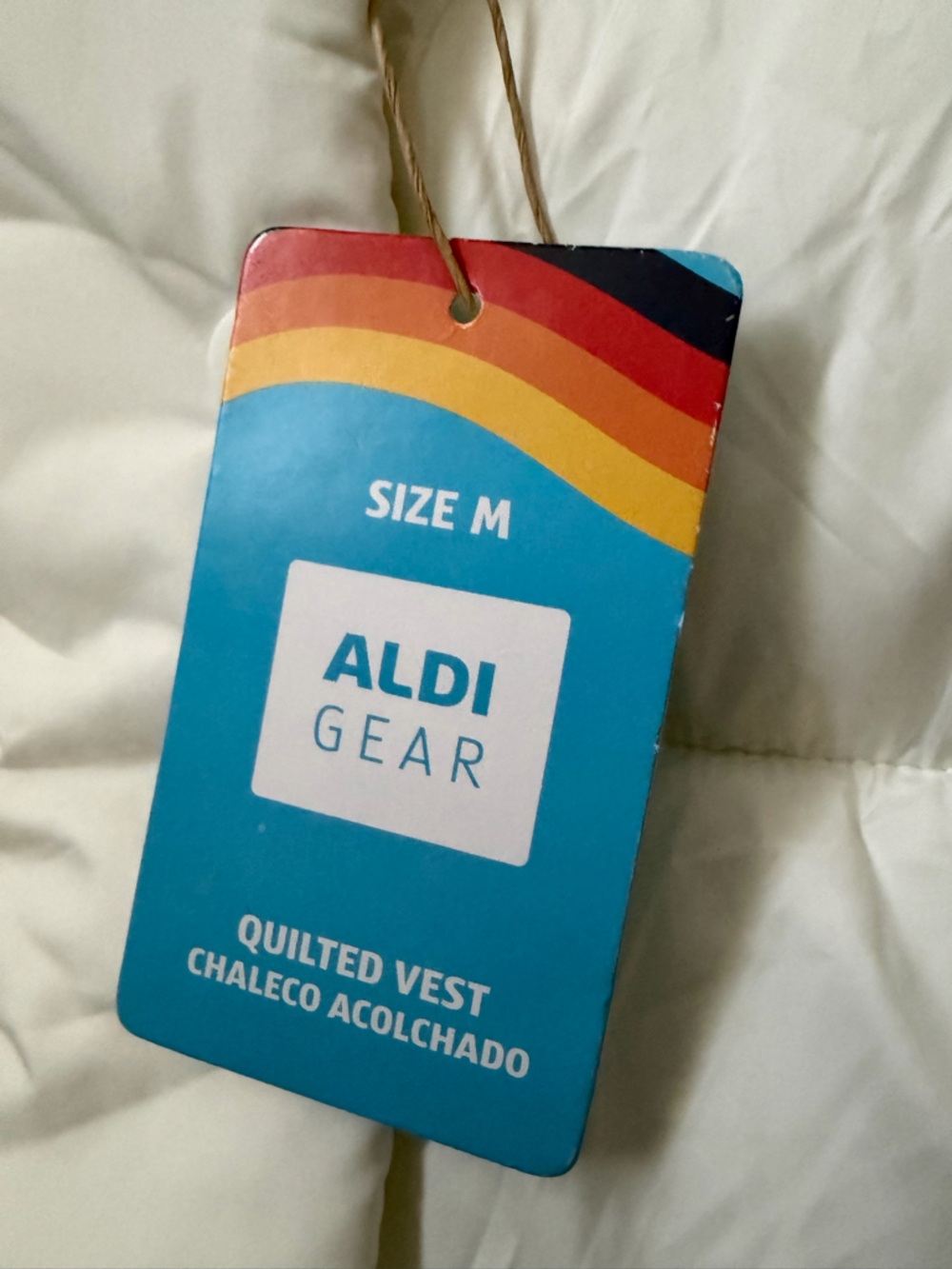 Aldi Gear Cream Puffer Vest with Hooded Collar - Picture 6 of 11